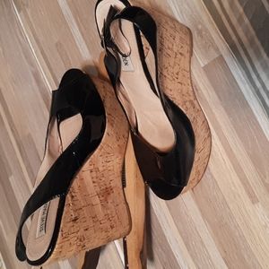 Steve Madden Sling Back Peep Toe Wedge